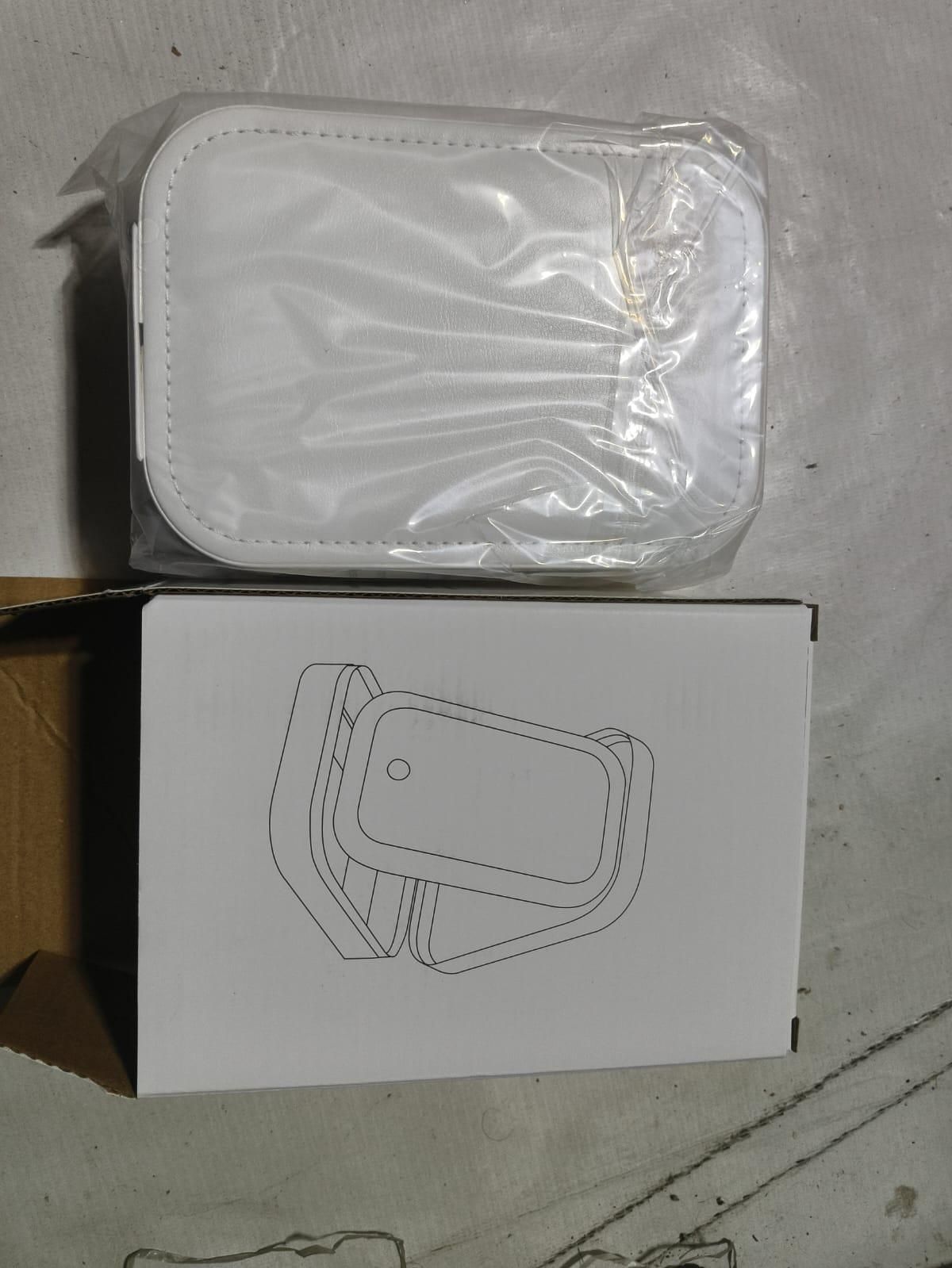 D&C White Jewelry Box with LED Mirror